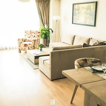 Capitоl & 5* سكوبجي